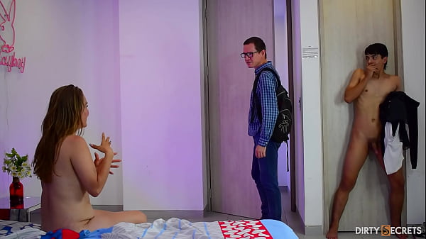 THE STEPMOTHER HAS BEEN COVERED BY HER STEPSON BEING UNFAITHFUL TO HER HUSBAND