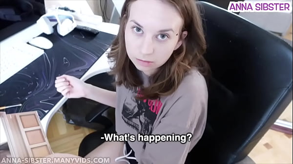 Zjistil jsem, že sousedka v bytě miluje dominanci, rozhodl jsem se to zkusit.